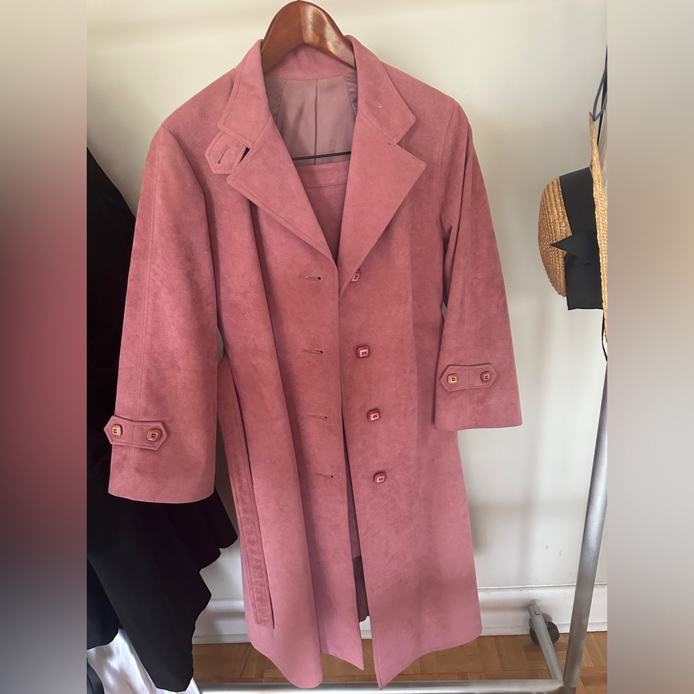 VNTAGE Suede Set of Skirt and Trench Coat Mauve